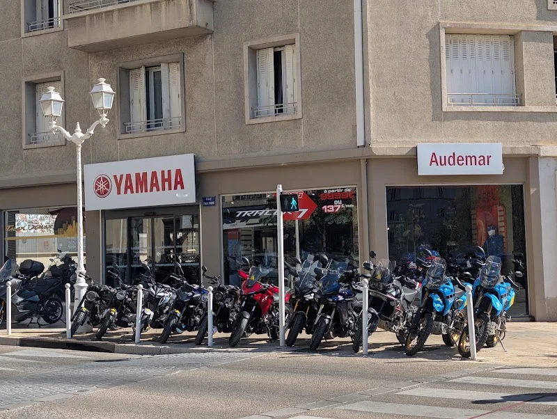 AUDEMAR YAMAHA